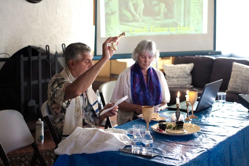Messianic Passover Sedar - 2015
